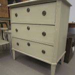 709 6208 CHEST OF DRAWERS